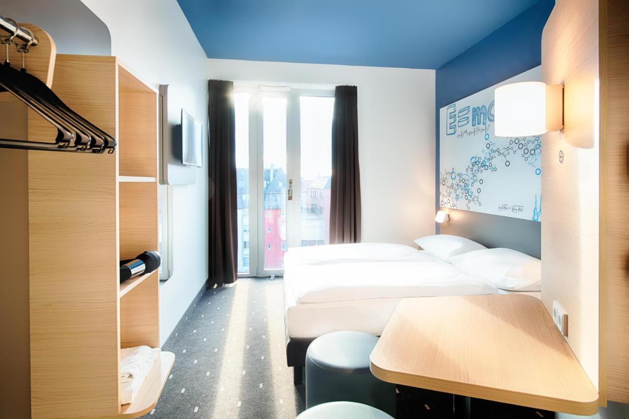 B&B Hotel Ульм Экстерьер фото