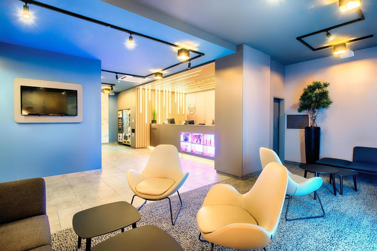 B&B Hotel Ульм Экстерьер фото