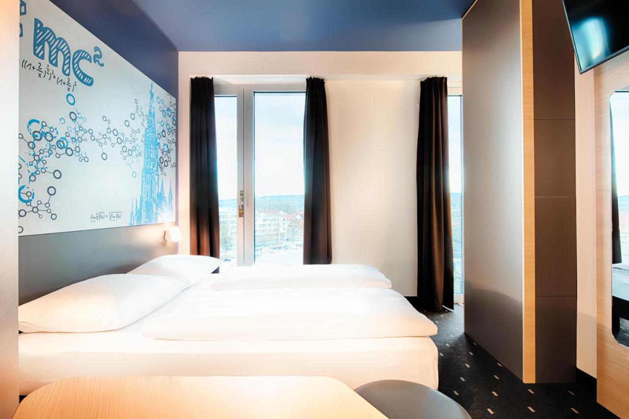 B&B Hotel Ульм Экстерьер фото
