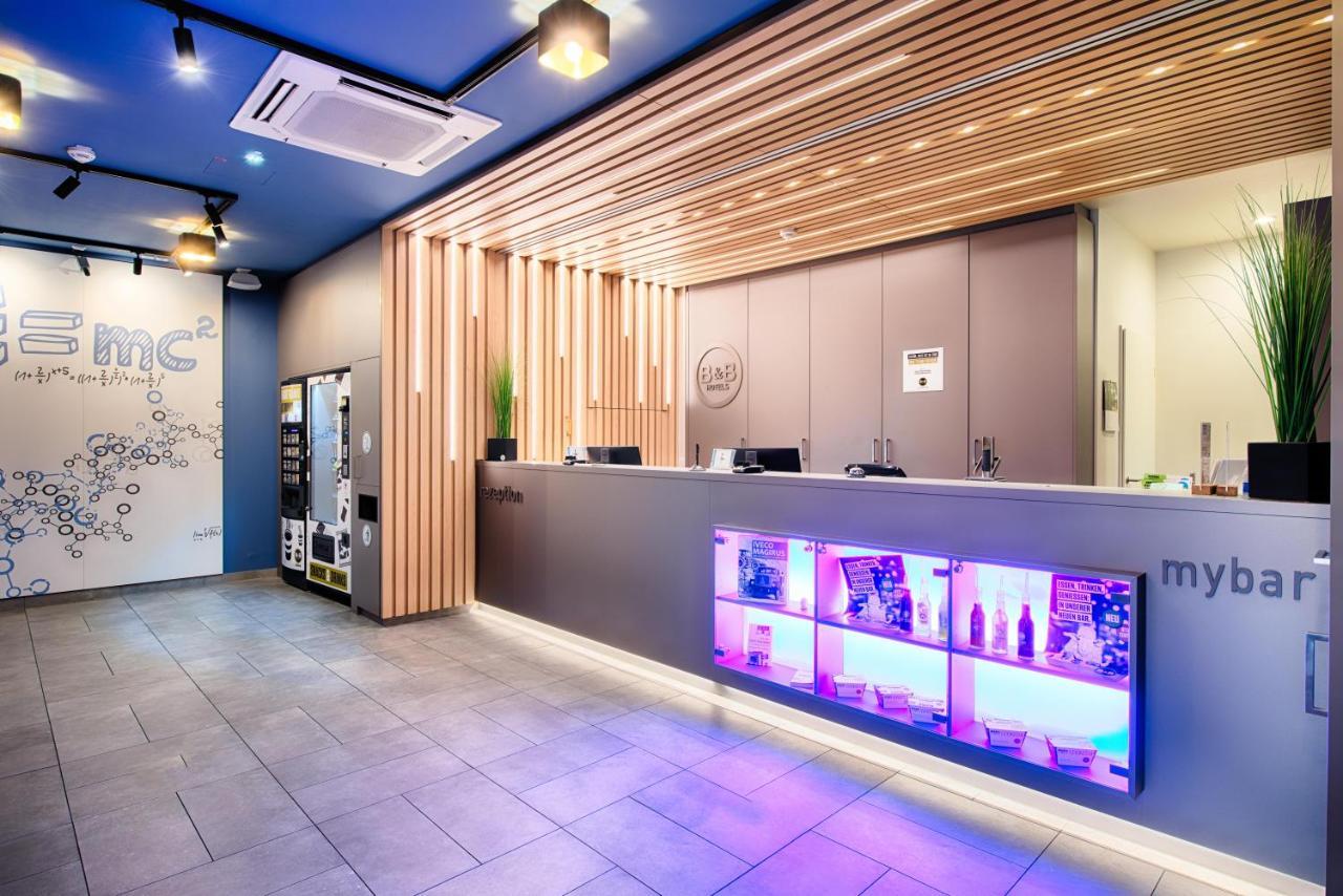 B&B Hotel Ульм Экстерьер фото